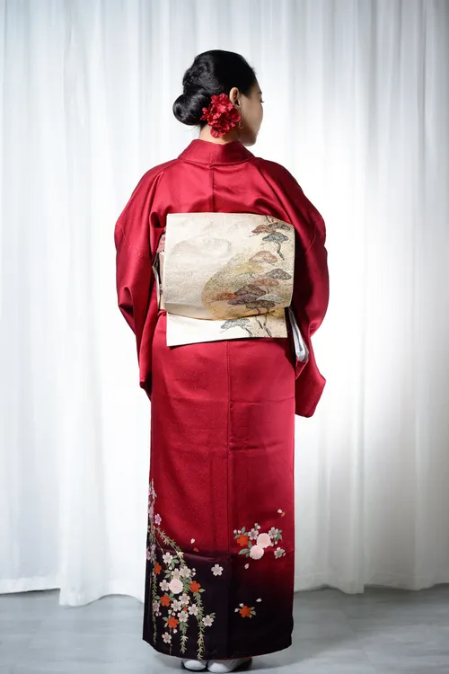 紅色留袖